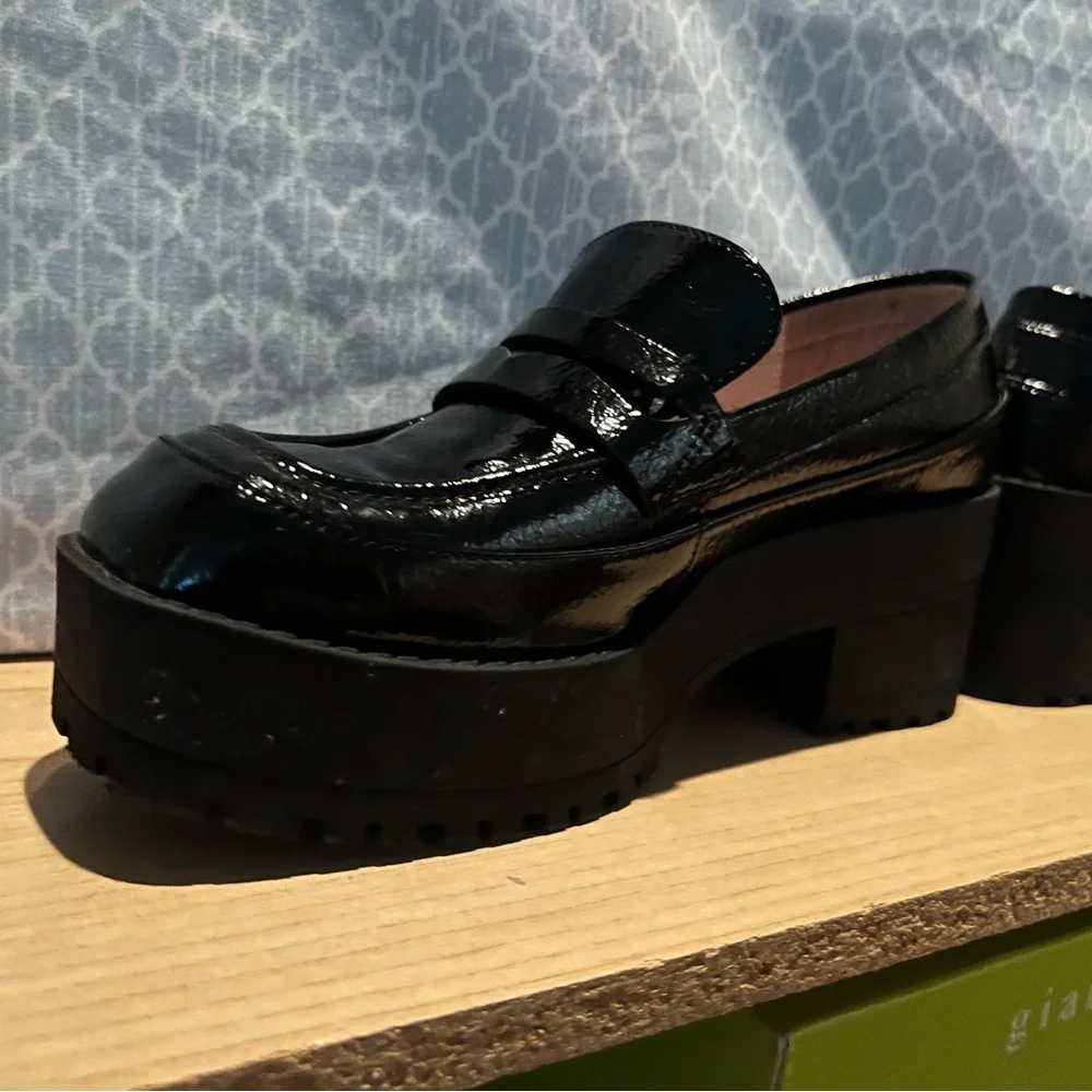 Gianni Bini AvivaTwo Patent Lug Sole Platform Loafers 🖤 - Picture 8 of 15